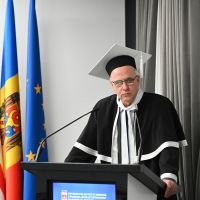 Doctor Honoris Causa of “Nicolae Testemitanu” University title awarding to Emeritus Professor Dan Lucian Dumitrascu 